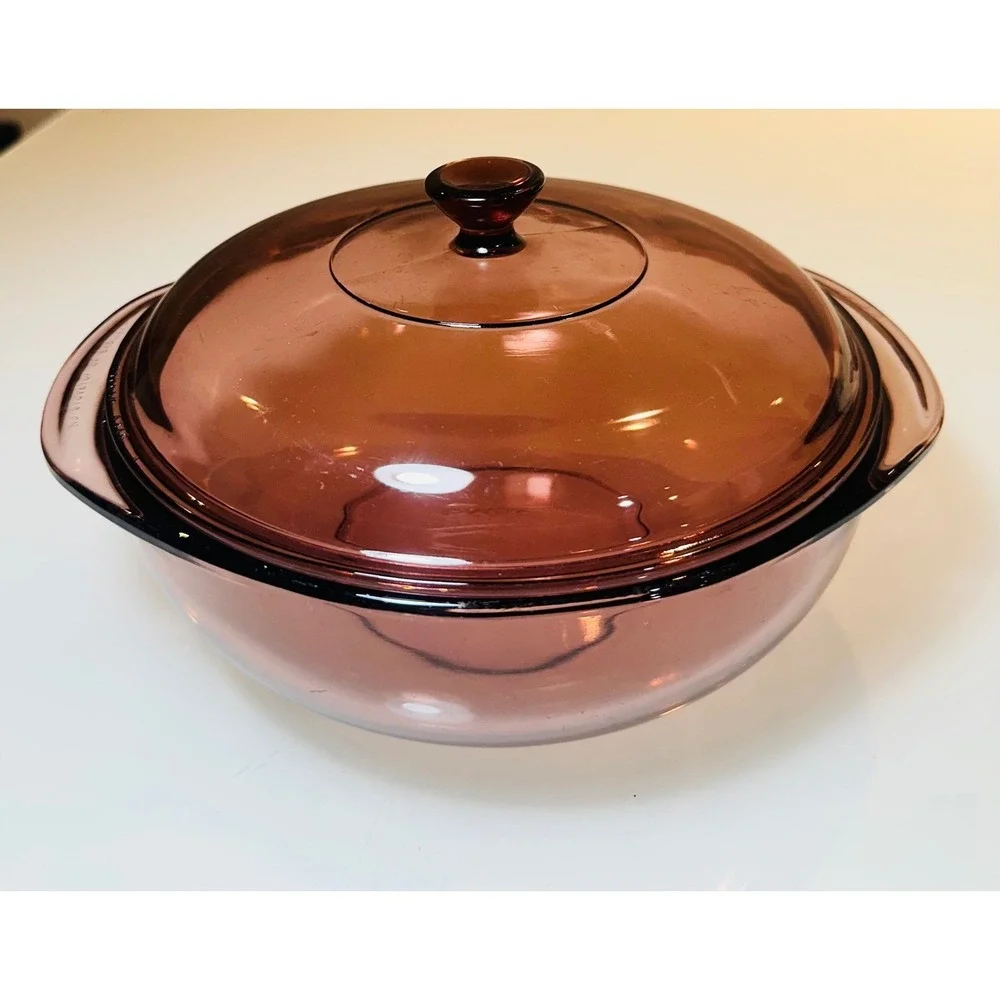 Vintage Pyrex Cranberry Glass 2 Quart Casserole Dish with Lid 209-2L Round 2L